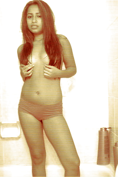 More Cute Girls (18+) porn pictures