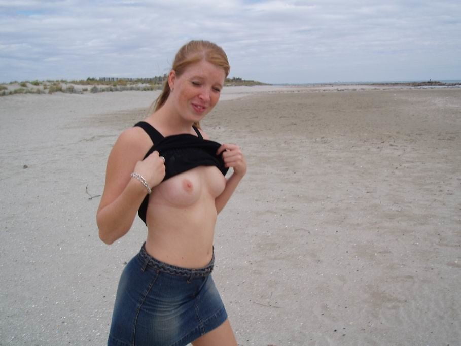 Amateur posing on beach with tan stockings and boots - 21 Photos 