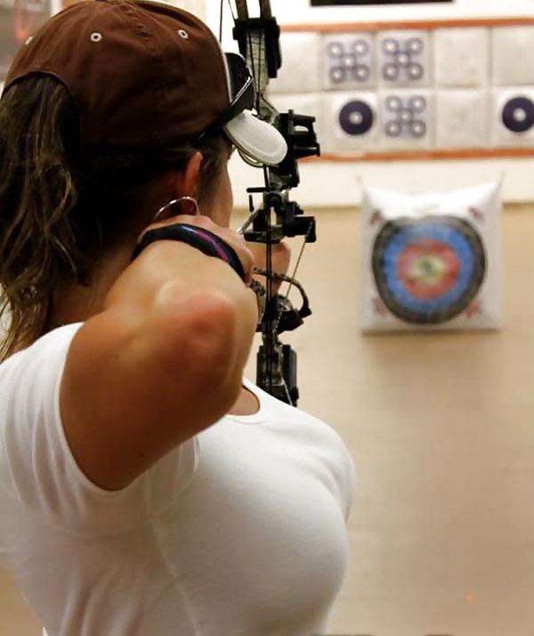 Sexy Women And Archery porn pictures
