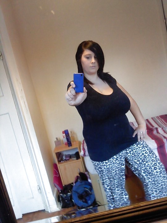 SmutDates Username 'AliciaSingle18' porn pictures