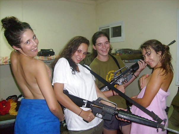 100% Israeli Chicks (06) - 3.11.10 porn pictures