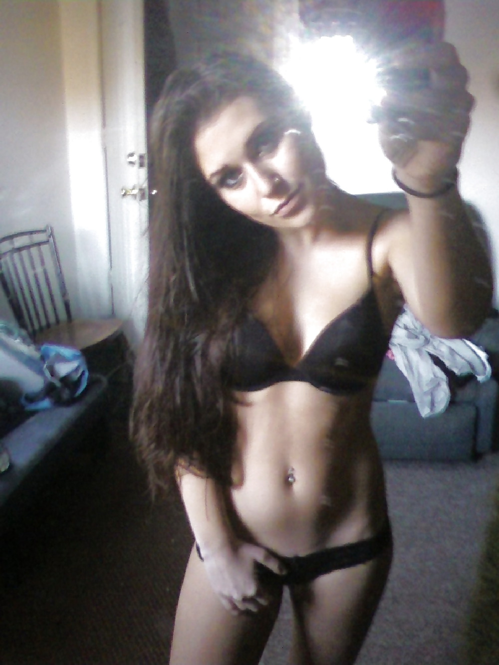 Sexy Teen Pictures & Self SHots 18 porn pictures