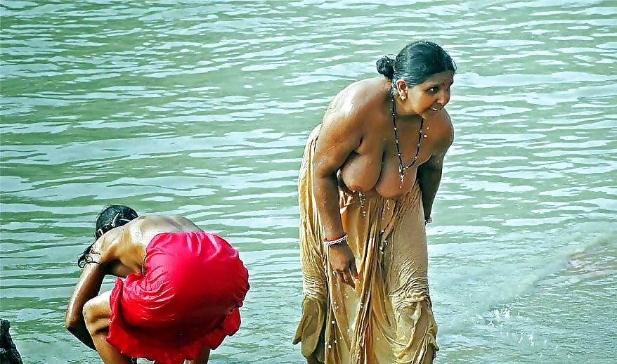 Ileana naked bathing