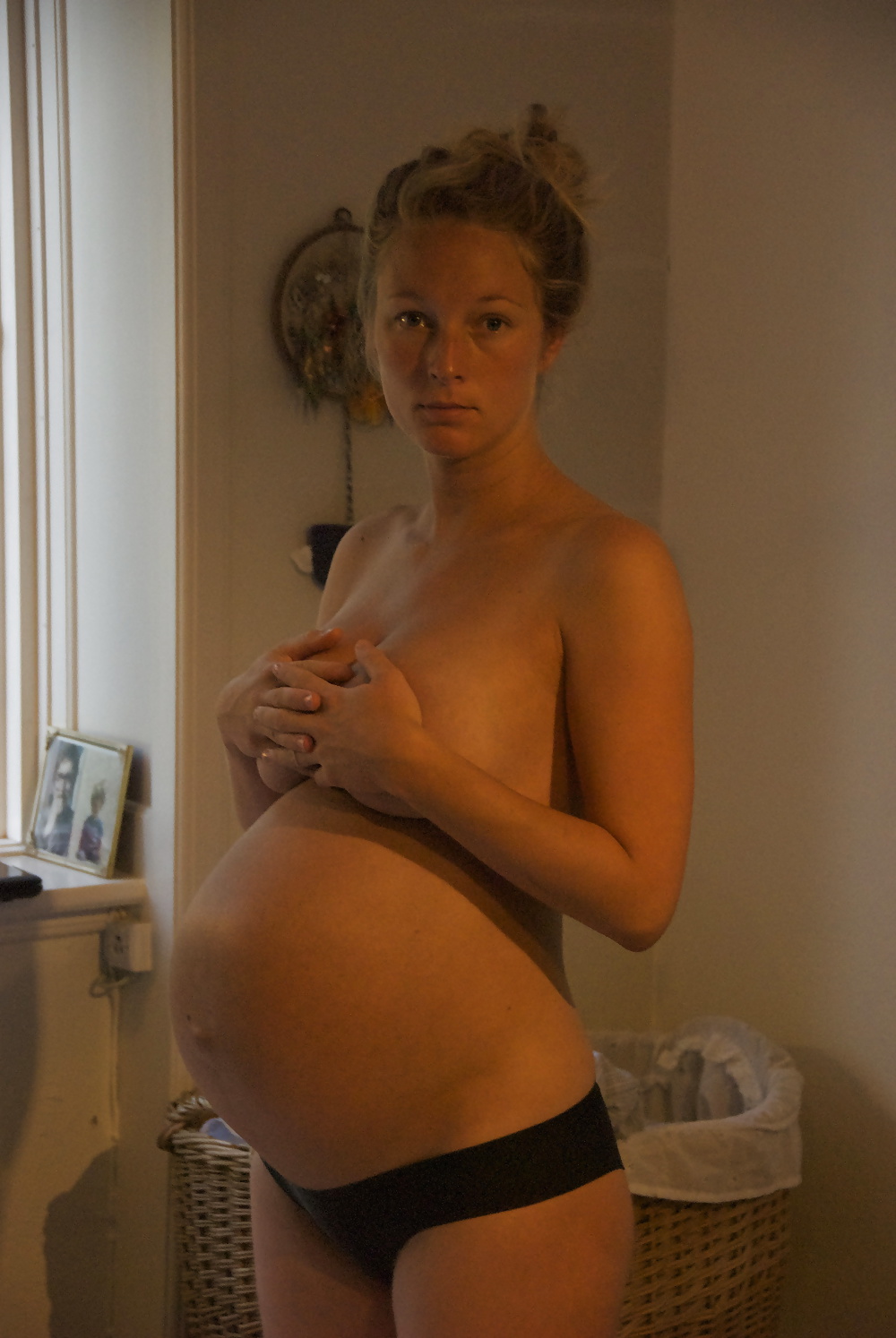 blonde milf porn pictures