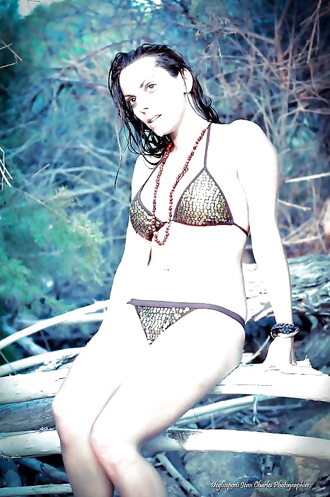 CELINA 27ANS 1 MOME DIVORCEE AIME LA BAISE porn pictures