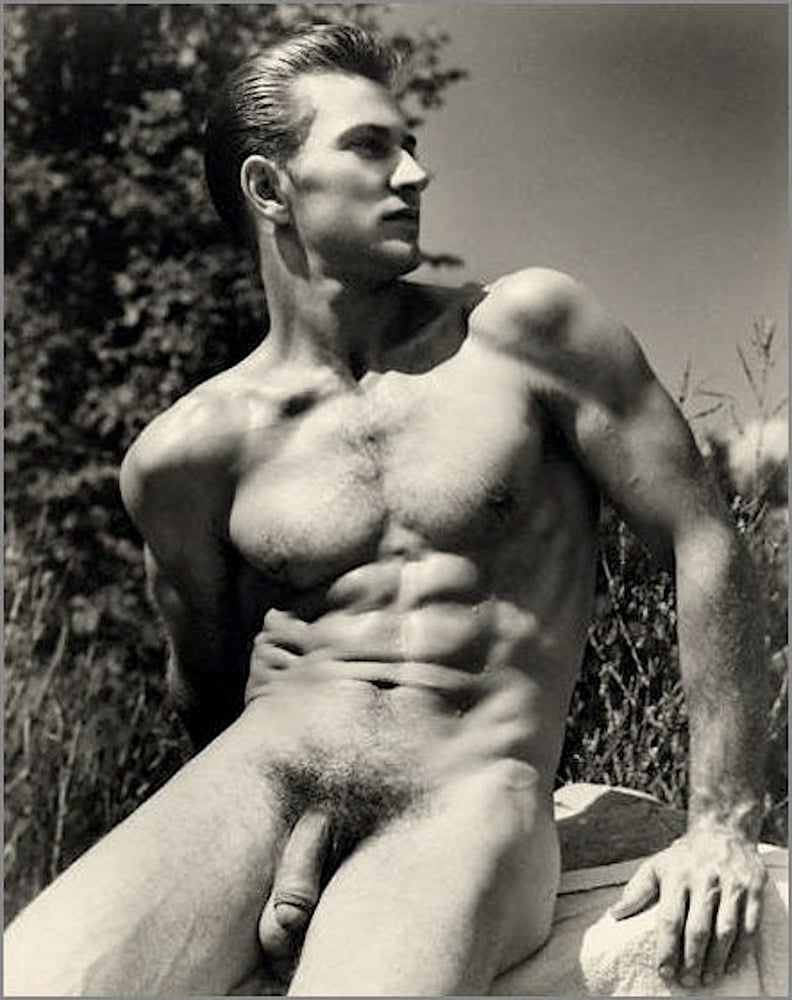 Male nude bodybuilder french photo postcard.