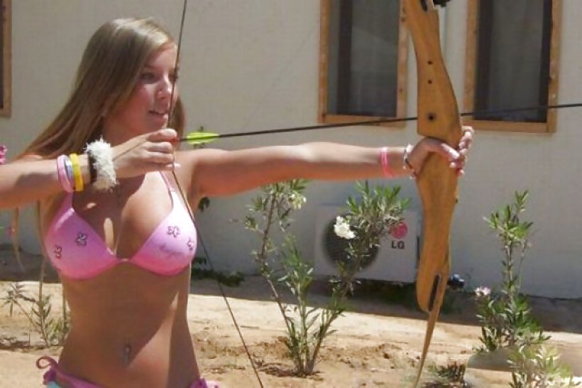 Archery girls. nude & non-nude porn pictures