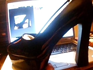 Sneakers & Heels porn pictures