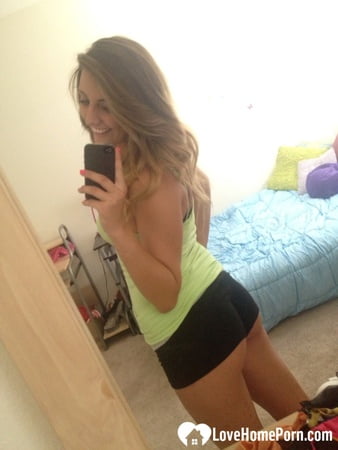 i adore recording my half naked body         