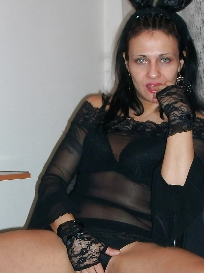 Bulgarian bitch in dating site porn pictures