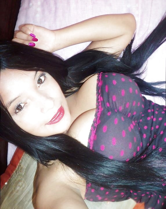 Amadora Menina Linda Peituda porn pictures