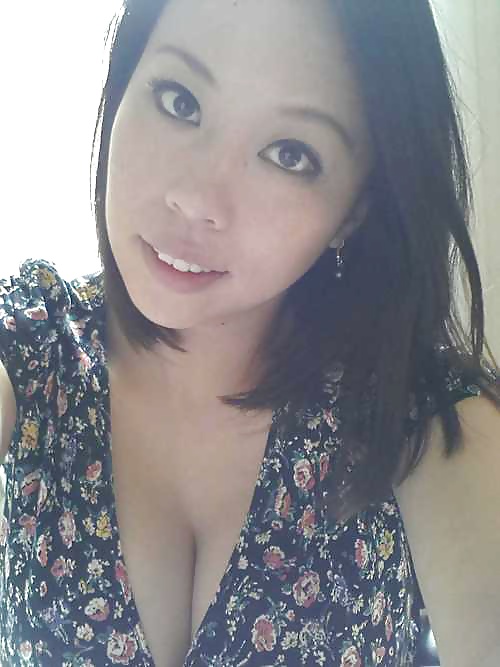 Asian Babe Big Tits Amateur part 16 porn pictures