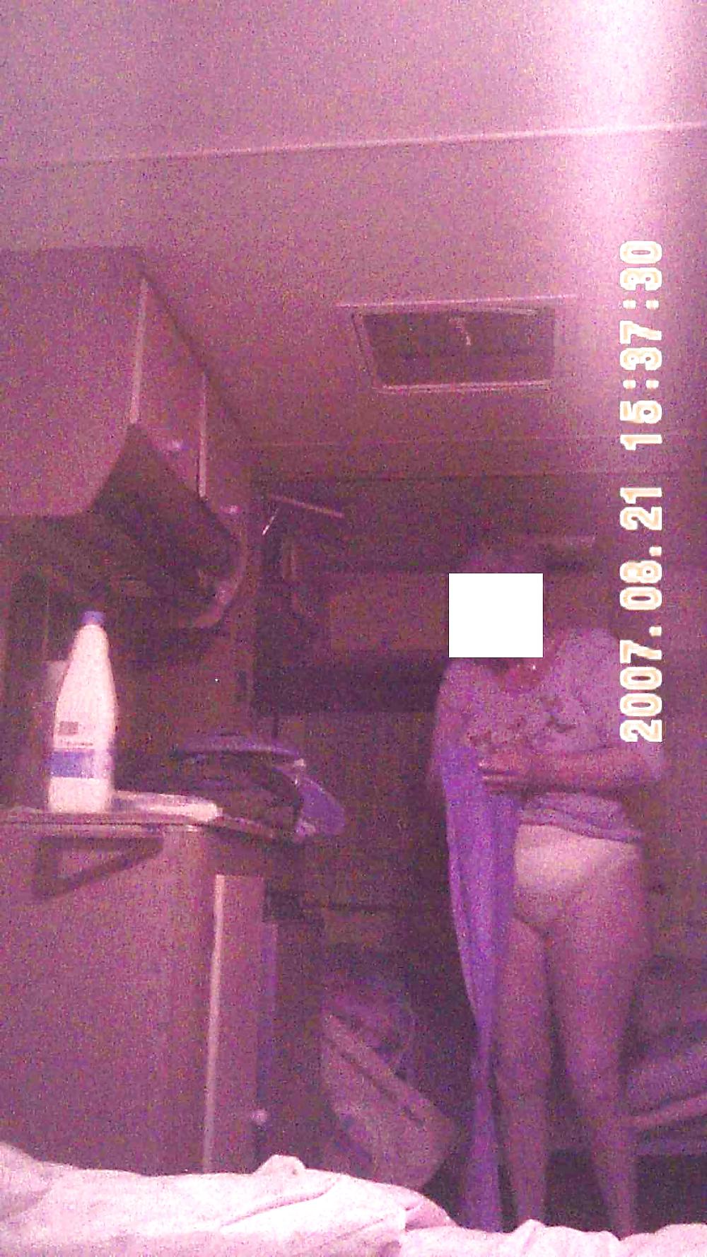 MIA SUOCERA FOTO TRATTE DA UN VIDEO - MY MOTHER IN LAW porn pictures