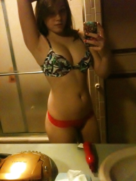 Sexy teen with mirror nudes porn pictures