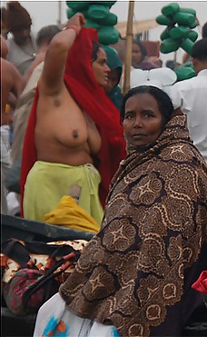 Saree aunty nude-3590
