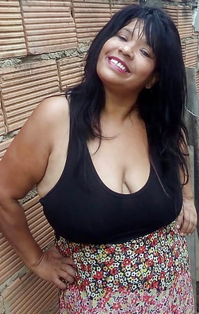 minha mamae peituda e tesuda my mom big breasts