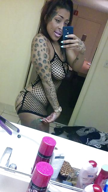 Crazy NY Rican Hooker porn pictures