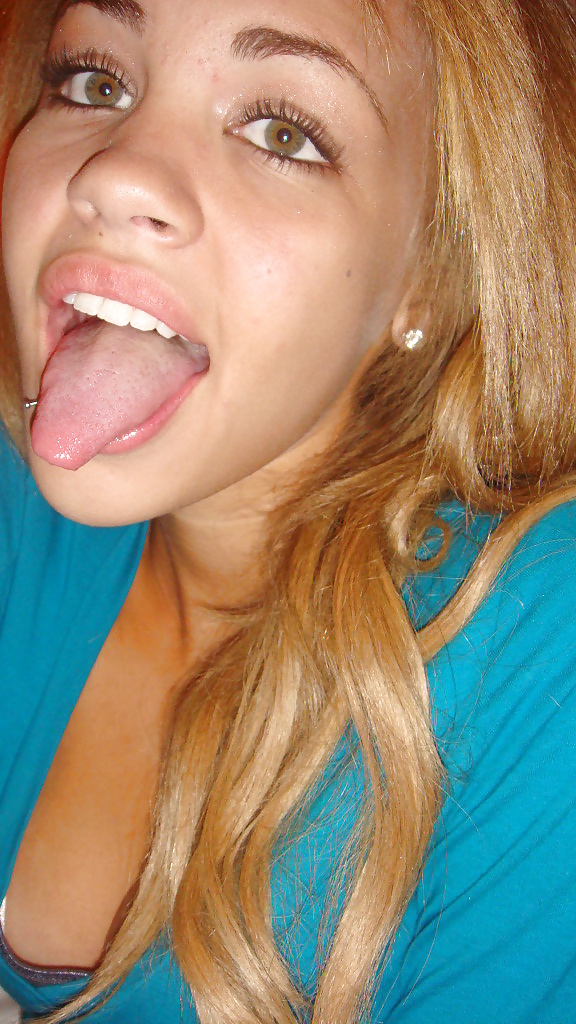 Teen Girls - tongue out and mouth open - Part 1 porn pictures