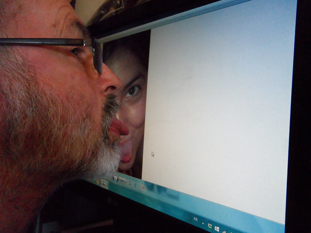 EMMA 13 CHERIE porn pictures