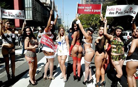 RIOTS IN BRAZIL - Naked Girls