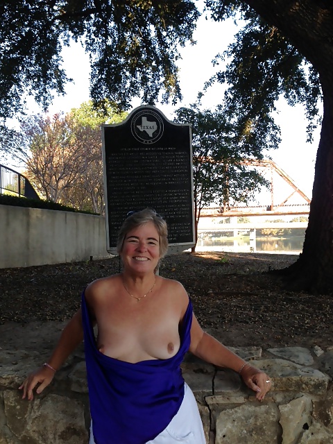 She will show you her body...just ask! porn pictures