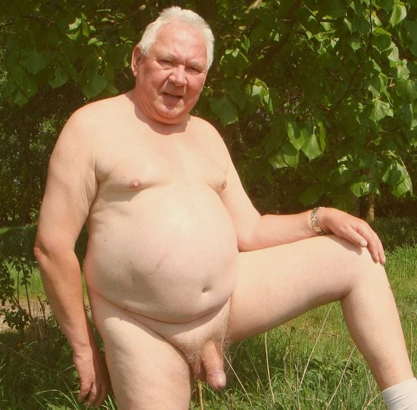Old fat naked man computer - Atlasonlus.eu