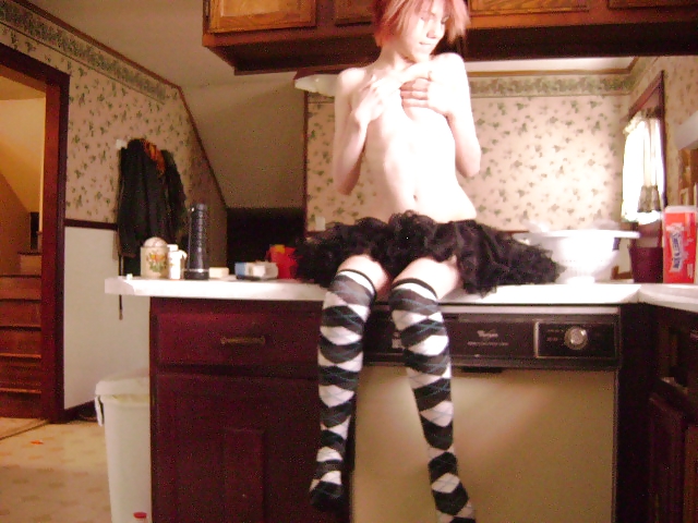 SEXY Becky 2 porn pictures