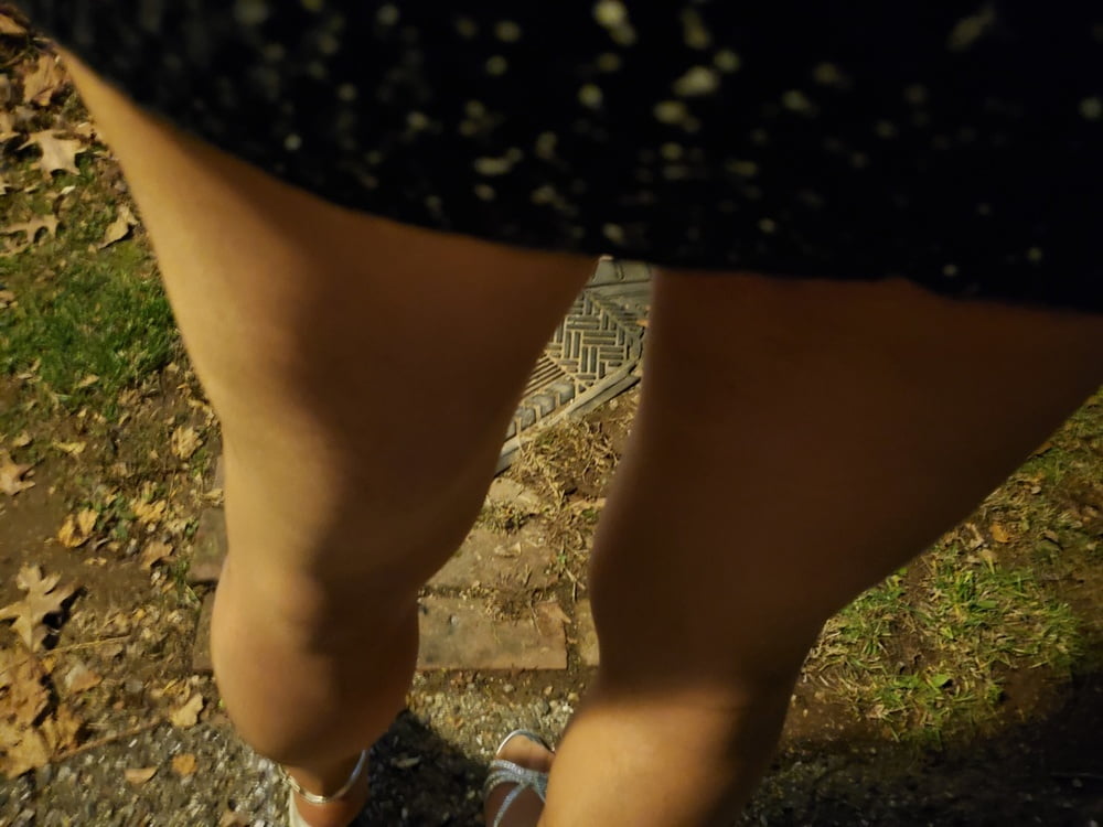 New Heels and Mini Skirt - 9 Photos 