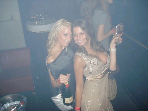 hot young facebook slut big tits porn pictures