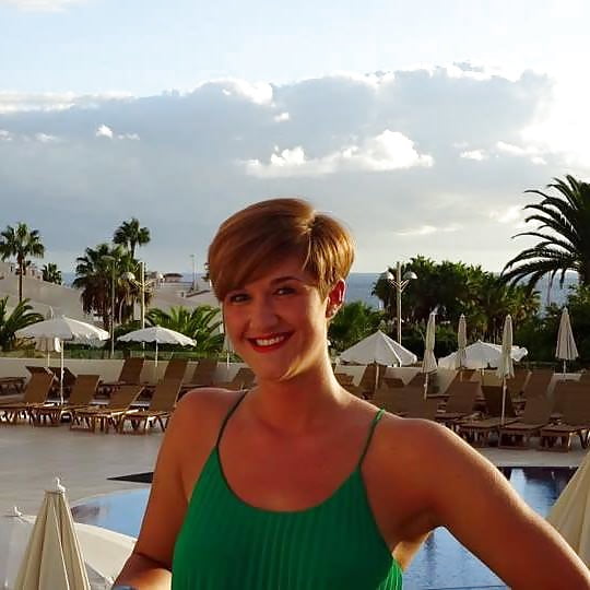 Facebook short haired hotties P3 porn pictures