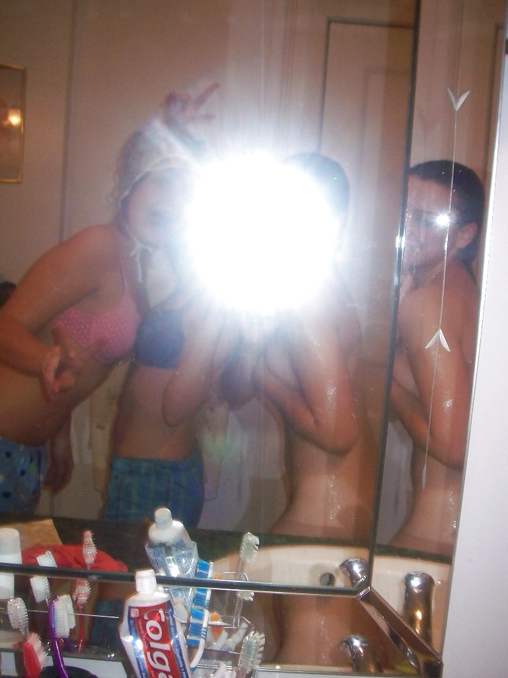 Young teen selfshots 7 porn pictures