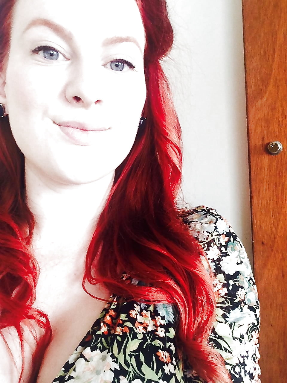 Random sexy chav sluts porn pictures