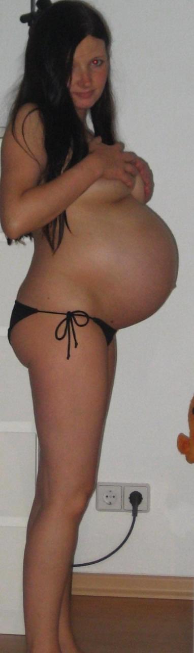 Pregnant Hotties porn pictures