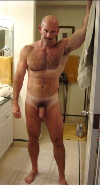 Nude Men Shaved Head - Hairy naked bald horny men. horny men with bald...
