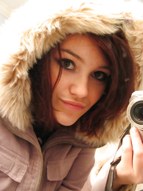 if she's here, it's fake 52 porn pictures