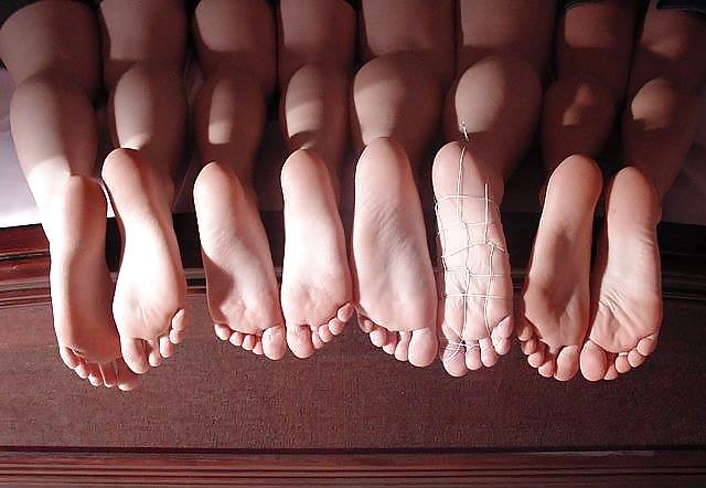 Feet 6 porn pictures