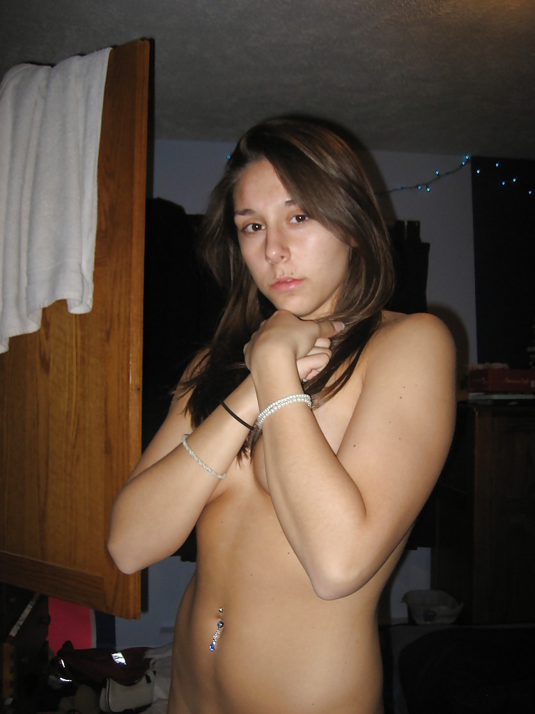 brunette teen porn pictures
