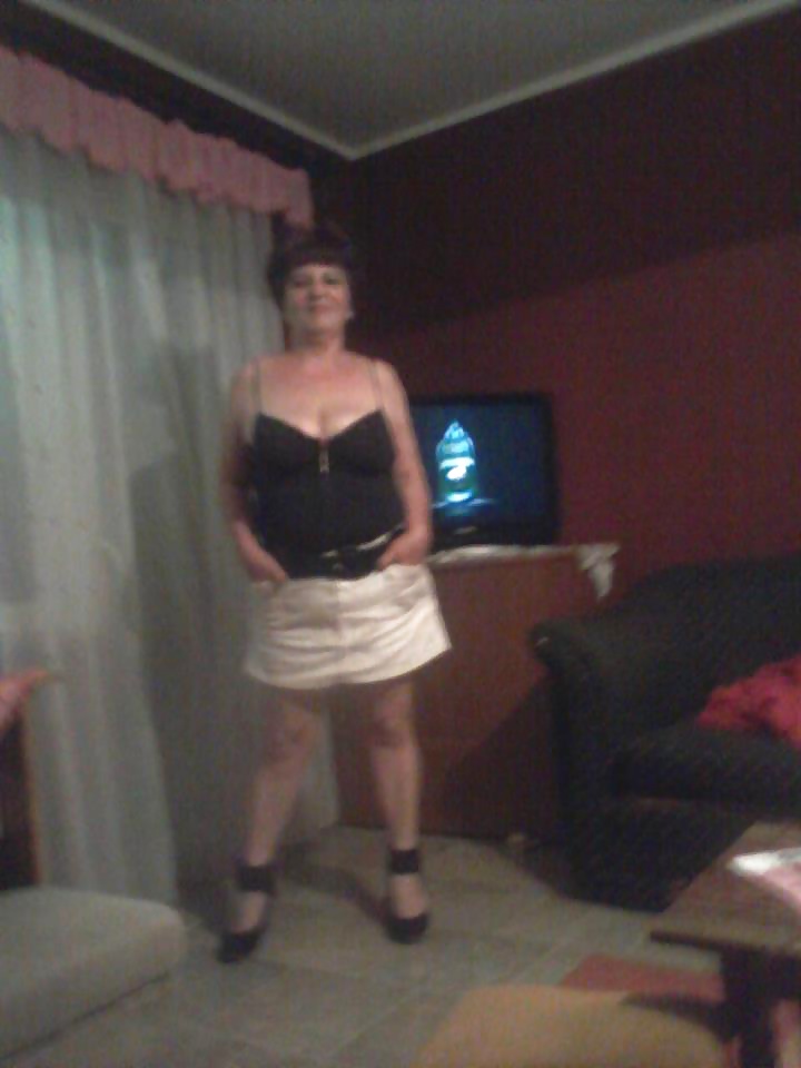 SISATA BABA JOVANKA porn pictures