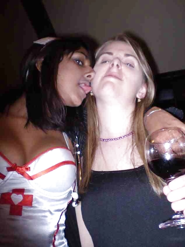 Desi slut porn pictures