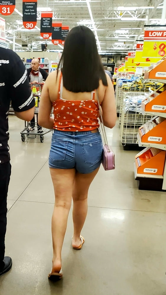 Shopping porn pictures