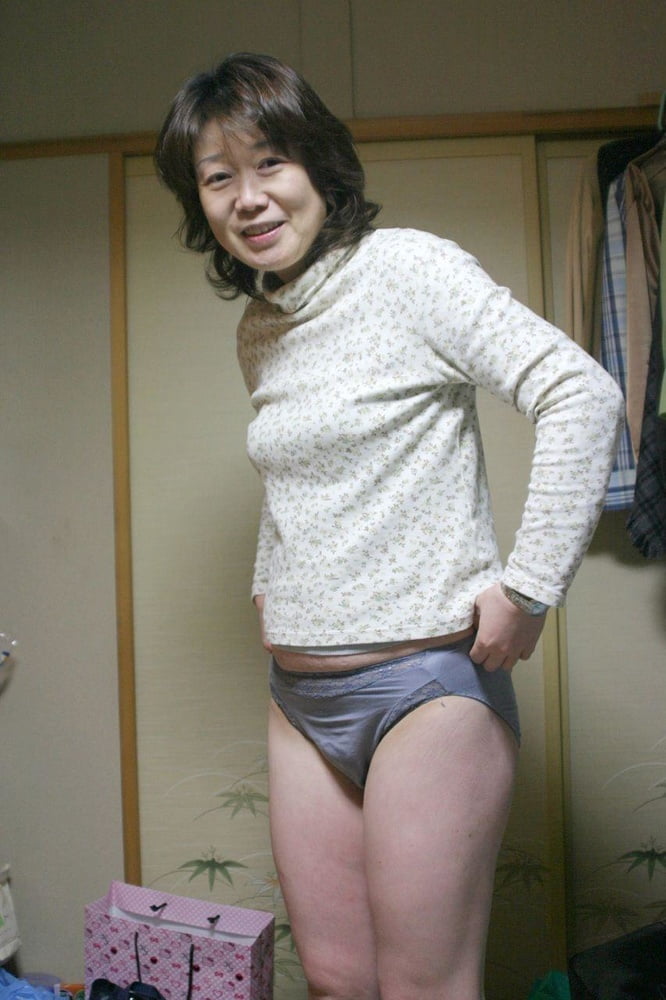 Japanese mom group porn-3138