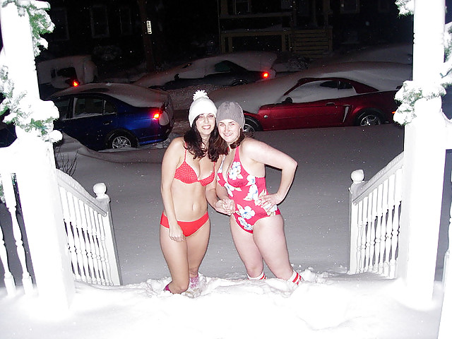 Bikini Girls in the Snow porn pictures