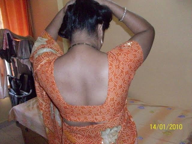 Hot And Sexy Desi Indian Aunty In Saree Panty Pussy Show 28 Pics Xhamster