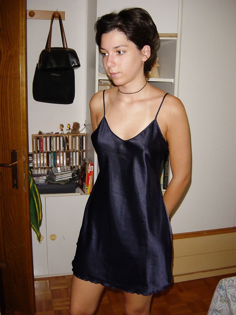 brunette milf porn pictures