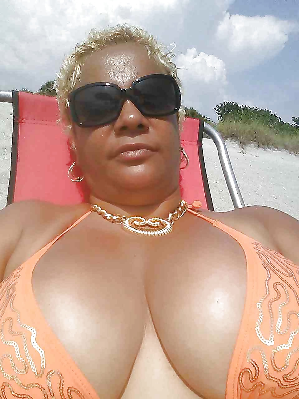 Boobs and cute faces porn pictures