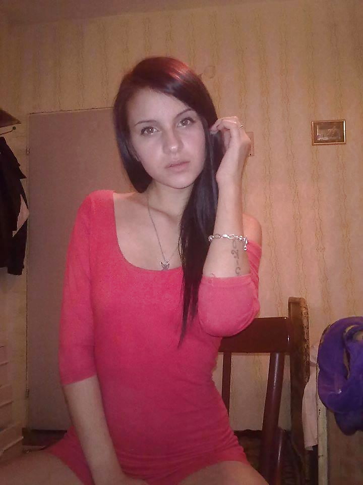 Bulgarian bitch in dating site porn pictures