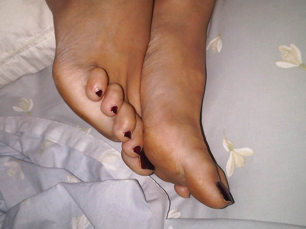wife's feet porn pictures