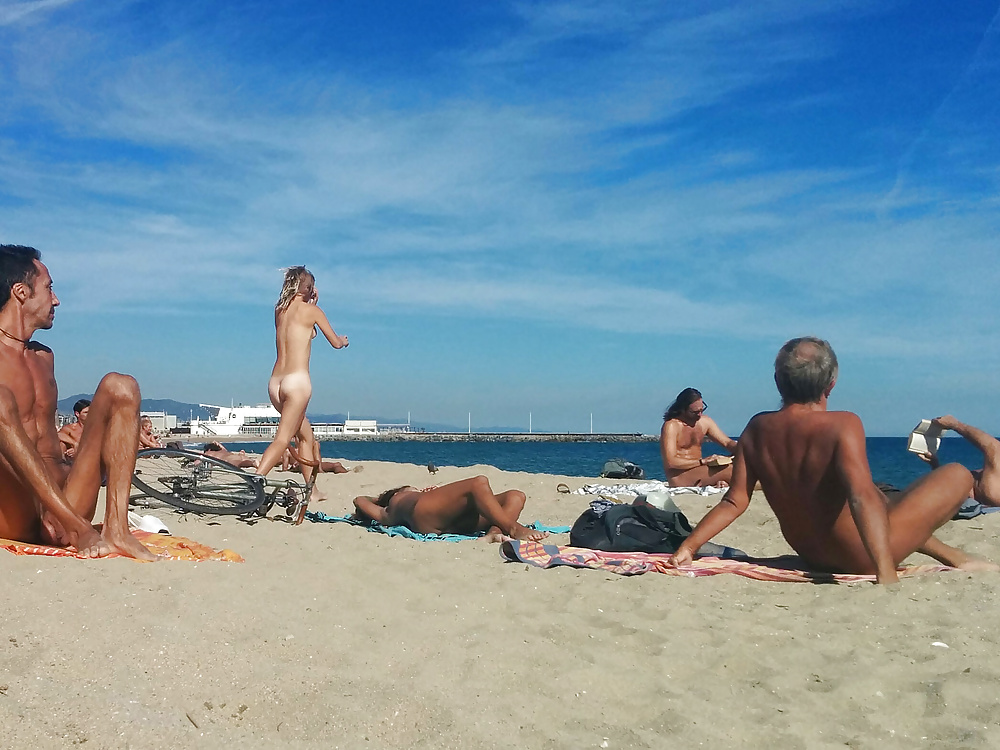 Barcelona Nude Beach Bitches 37 Pics XHamster