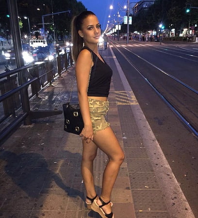 ana guzata ribetina komentarisi i drkaj serbian teen ass         