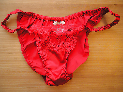 Panties from a friend - red porn pictures